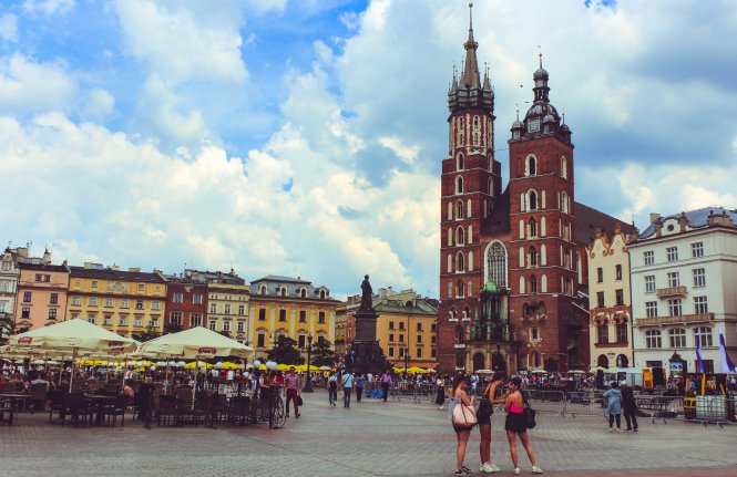 10 hoteli konferencyjnych w centrum Krakowa z własnym parkingiem