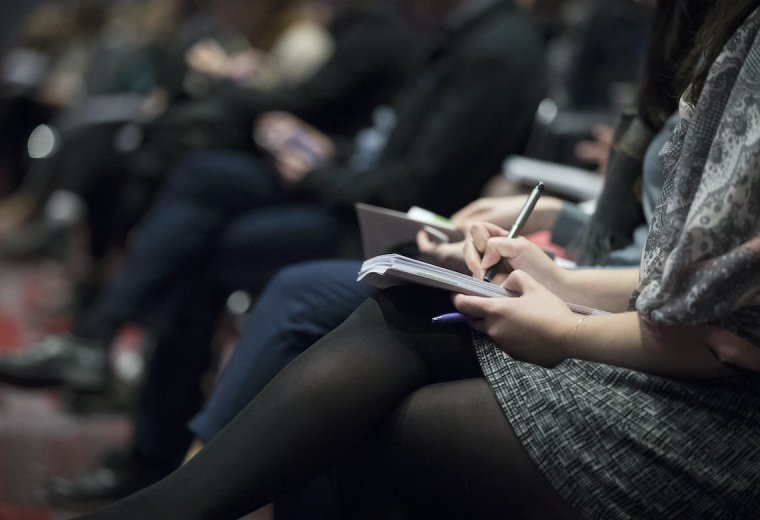 Tworzenie notatek podczas szkoleń i konferencji. Jak robić to dobrze?