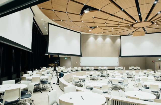Sala konferencyjna - kluczowe wyposażenie