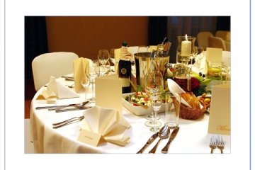 hotel *** - Hotel Ideal w Pruszkowie - Restauracja - zdjęcie 2