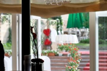hotel *** - Hotel i Restauracja "W Starej Kamienicy" Gniezno - Sala Weselna do 120 osób - zdjęcie 2
