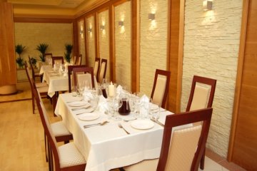 obiekt konferencyjny - Centrum Rehabilitacyjno – Szkoleniowe MediCol - Restauracja „Zdrojowa” - zdjęcie 8