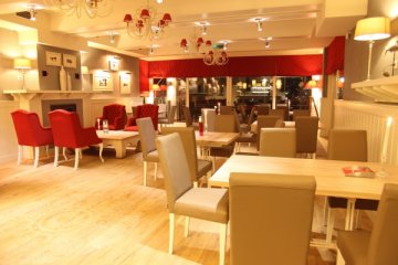 obiekt konferencyjny - Restauracja Mazuriana - Sala Bankietowo - Weselna - zdjęcie 1