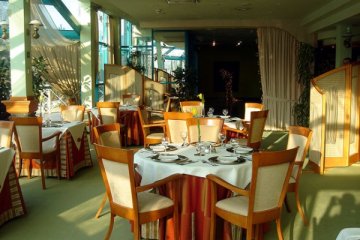 hotel **** - Green Hotel - Restauracja - zdjęcie 1