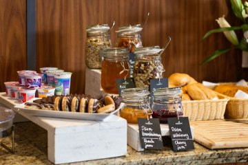 hotel *** - Hotel Olympic - Restauracja Olimpijska - zdjęcie 7