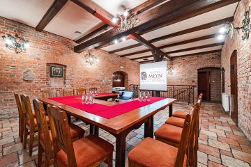 hotel *** - Hotel Młyn Elbląg - Winiarnia - zdjęcie 1