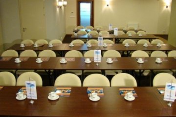 hotel *** - Hotel Kuracyjny - Sala Konferencyjna - zdjęcie 2