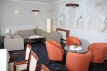 hotel *** - Hotel – Restauracja RAD S.C. - Kominkowa - zdjęcie 2