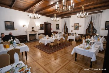 hotel *** - Hotel Zamek Pułtusk *** Dom Polonii - Sala Kominkowa - zdjęcie 1