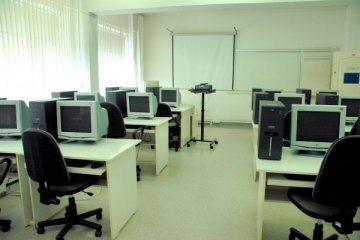 obiekt konferencyjny - Ośrodek Szkoleniowo-Wypoczynkowy Exploris w Gdańsku - Sala IV (komputerowa) - zdjęcie 1