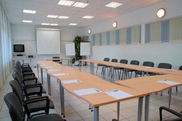 obiekt konferencyjny - Ośrodek Szkoleniowo-Wypoczynkowy Exploris w Pieczyskach - Sala III - zdjęcie 1