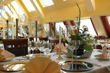 hotel ***** - Hotel Piramida SPA & Business - Restauracja Kleopatra - zdjęcie 1