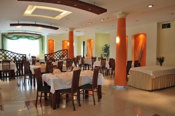 hotel *** - Hotel Tyniecki - Sala Restauracyjna - zdjęcie 2