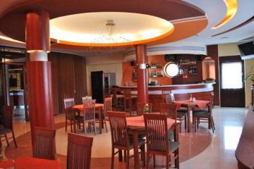 hotel *** - Hotel Tyniecki - Sala Kawiarniana - zdjęcie 3