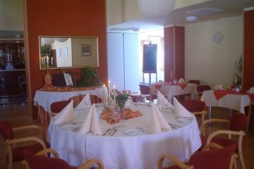 inny - Ośrodek Szkoleniowo – Sportowy Delfin - Restauracja - zdjęcie 2
