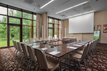 hotel **** - Holiday Inn Resort Warszawa Józefów - Galaxy 4 - zdjęcie 1