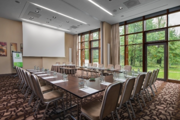 hotel **** - Holiday Inn Resort Warszawa Józefów - Galaxy 1 + 2 + 3 - zdjęcie 1