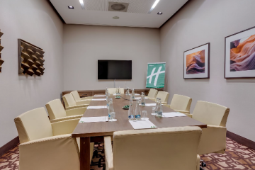 hotel **** - Holiday Inn Resort Warszawa Józefów - Boardroom Orion - zdjęcie 1