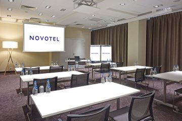 hotel **** - Novotel Warszawa Centrum - Frezja - zdjęcie 1