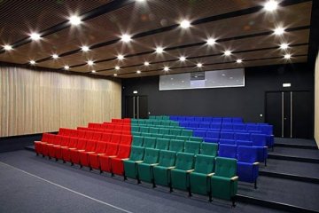 inny - Centrum sztuki Współczesnej „Znaki czasu” w Toruniu - Sala konferencyjno - kinowa - zdjęcie 1
