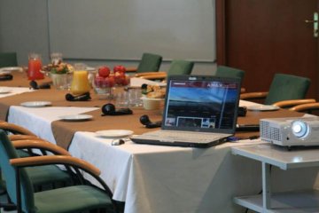 obiekt konferencyjny - Ośrodek Szkoleniowo Wypoczynkowy KAMA - Sala Szkoleń I - zdjęcie 3