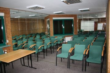 obiekt konferencyjny - Ośrodek Szkoleniowo Wypoczynkowy KAMA - Sala Szkoleń III - zdjęcie 1
