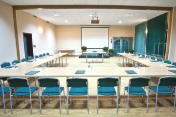 hotel *** - Smolarnia Hotel & Restaurant - Cała sala - zdjęcie 4