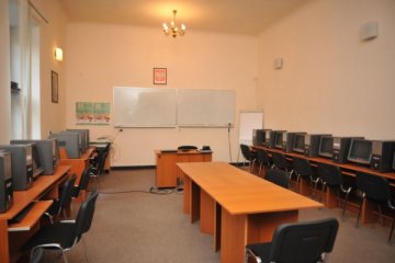 obiekt konferencyjny - Podkarpackie Centrum Edukacji Nauczycieli w Rzeszowie Oddział w Tarnobrzegu Hotel „Dworek pod lipami” - Pracownia komputerowa - zdjęcie 1