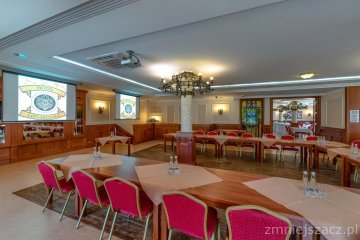 hotel *** - Hotel Liptakówka*** - Burgundowa - zdjęcie 1