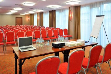 obiekt konferencyjny - Centrum Wypoczynkowo-Konferencyjne Solaris**** - Sala Prezydialna z możliwością podziału - zdjęcie 4