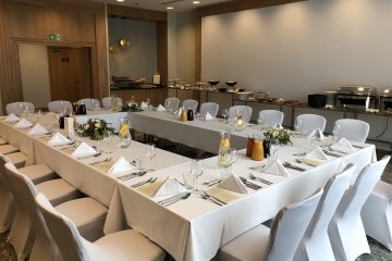hotel ***** - Sheraton Poznan Hotel - Universia A lub B lub C - zdjęcie 1