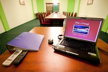 hotel - Złote Arkady - Kompleks Hotelowo-restauracyjny - Sala Konferencyjna - duża - zdjęcie 2