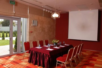 hotel **** - MCC Mazurkas Conference Centre & Hotel - Kronos - zdjęcie 1