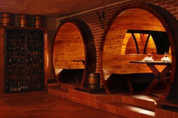 hotel *** - P.U.H. Trzy Światy - Piwnica Mnicha - zdjęcie 2
