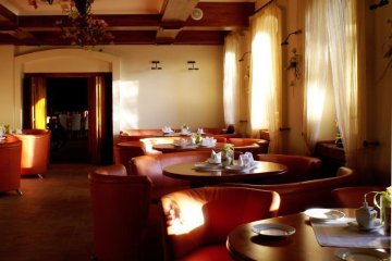 hotel *** - P.U.H. Trzy Światy - Piwnica Mnicha - zdjęcie 2