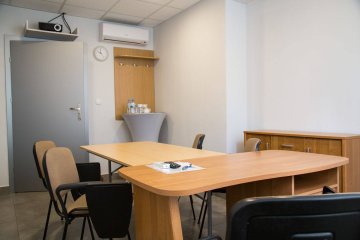 obiekt konferencyjny - MONIUSZKI 7 Centrum biurowo-szkoleniowe - Salka REKRUTACYJNA - zdjęcie 2