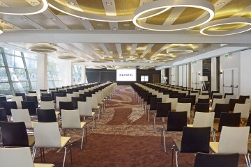 hotel **** - Novotel Warszawa Centrum - Irys - zdjęcie 1