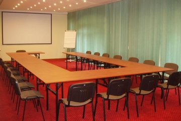 hotel *** - Hotel- Restauracja YUCA s. c. - Sala Konferencyjna - zdjęcie 3