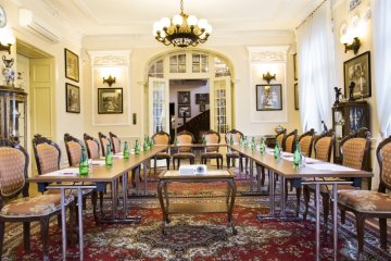 pałac - Pałac Tłokinia - Sala Drewniana - zdjęcie 1