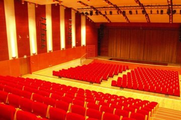 hotel *** - „Mazowsze” – Centrum Konferencyjno Noclegowe i Karczma Staropolska - Aula - zdjęcie 1