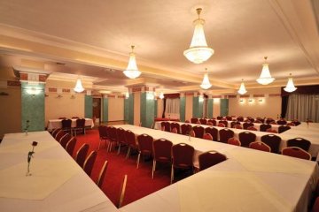 hotel *** - Hotel & Restauracja Salamandra - Restauracja - zdjęcie 1