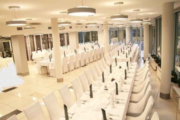 hotel *** - Hotel Ameliówka - Sala Restauracyjna - zdjęcie 2
