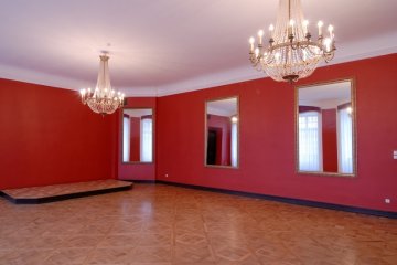 hotel *** - Zespół Zamkowo – Parkowy w Krasiczynie - Lustrzana - zdjęcie 1