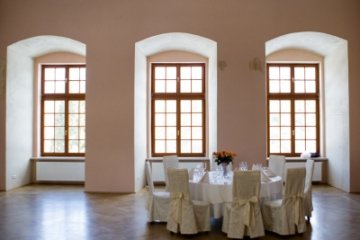 hotel *** - Zespół Zamkowo – Parkowy w Krasiczynie - Kamienna - zdjęcie 1