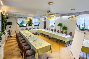 dworek - Dworek Róża Poraja w Budziejewie - Sala Konferencyjna - zdjęcie 2