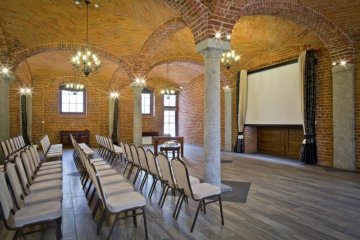 zamek - Zamek Topacz - Sala Kolumnowa - zdjęcie 3