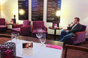 hotel *** - Hotel Mercure Częstochowa Centrum - Restauracja Winestone - zdjęcie 1