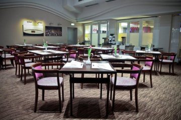 hotel *** - Hotel Mercure Częstochowa Centrum - Restauracja Piramida - zdjęcie 1