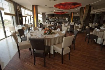 hotel **** - Hotel Mistral Sport **** - Restauracja - zdjęcie 1