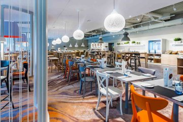 hotel **** - Novotel Kraków City West **** - Novo Square Lounge Bar - zdjęcie 1